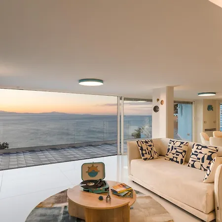 Laguna Blu - Overlooking The Sea On The Amalfi Coast *